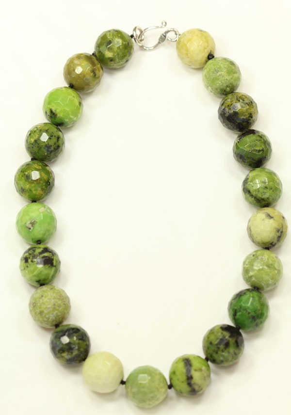 18mm Faceted Chrysotine Statement Necklace